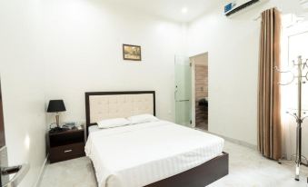 Merry House Bach Duong