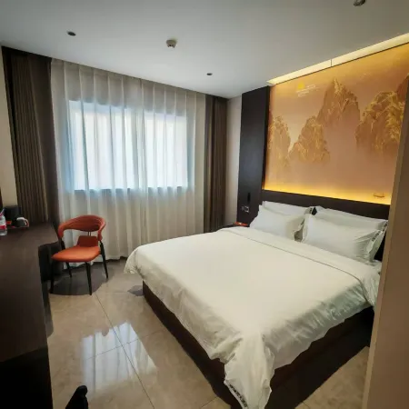 Panjin Ruixi Grand Hotel(Wanda Plaza Branch)