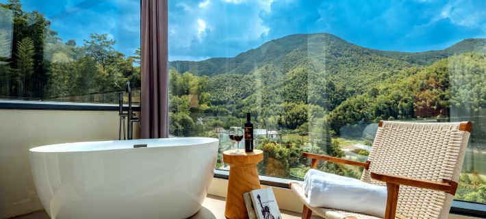 Jiuhuashan Yanqi Lake Bay Hotel Hotele w: Powiat Qingyang
