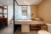 Yi Bao·Guan Zhi Hotel (Jiaozuo High-Speed Rail Station Branch) - Romantic