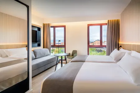 Occidental Pamplona Отели в г. Памплона