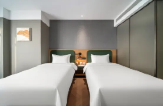 Huixian Hualong Lido Fashion Hotel (Times Square)