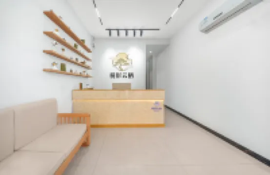 Tongying Yunqi Cinema Apartment