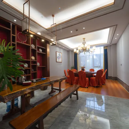 Jincheng Hotel