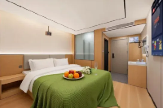 Jinjiang Jinyue Licheng Hotel (Wudianshi Traditional Blocks Wanda Plaza)