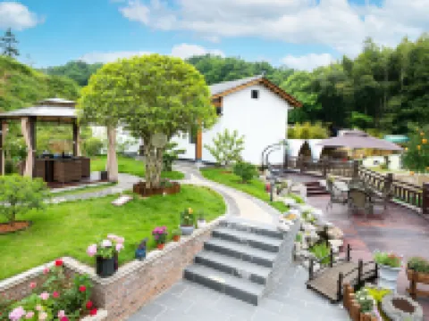 Shaoshan Love Shaoshan Talk · Mountain Scenery Courtyard Resort Garden B&B Hotele w: Shaoshan