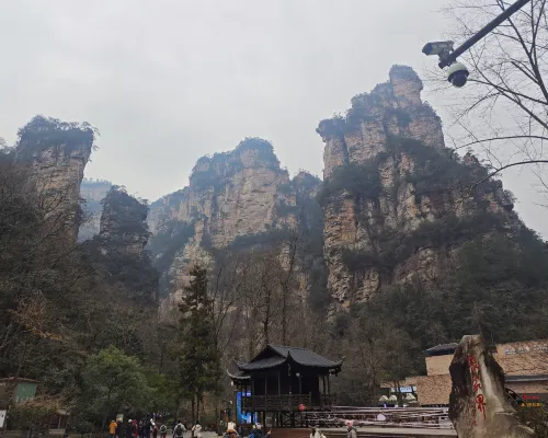 Zhangjiajie  Seventy-Two Wonders Tower Mercure Hotel بالقرب من الفندق Photos