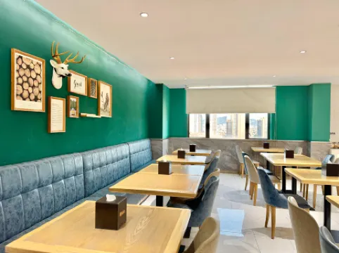 Liling Hehua Hotel (Lilingmen Porcelain City Ancient Rhyme One River Two Banks Branch)