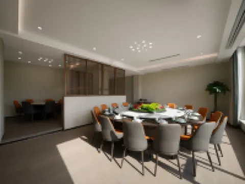 Serene, a place of enjoying the wild in the courtyard for a vacation