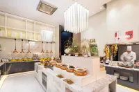 โกลเด้น ทิวลิป บันด์ นิวเอเซีย