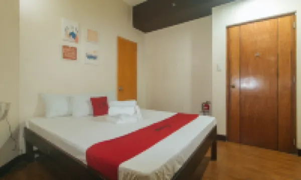 RedDoorz near EDSA Camp Crame Hotels in Quezon City