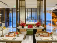 DoubleTree by Hilton Zigong Hotels in Zigong