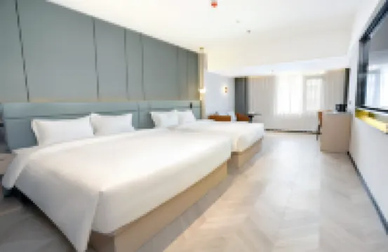 World Trade Grand Hote