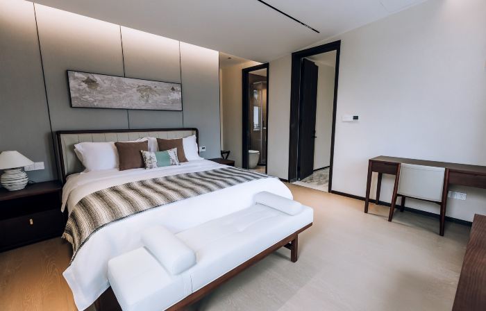 Lancheng Taohuayuan Wenquan Courtyard House (Honghu)