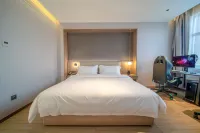 Leishen E-Sports Hotel (Anqing Tongcheng Economic Development Zone Fangyuanhui)