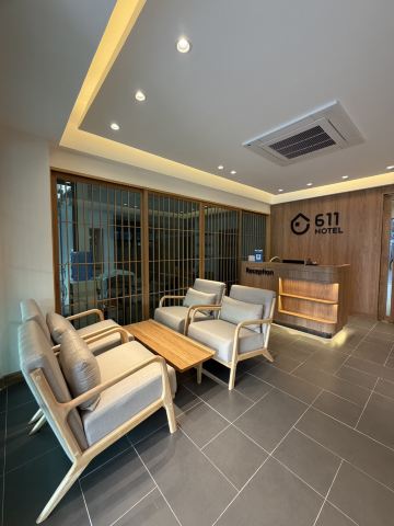 611 Hotel