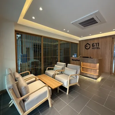 611 Hotel Hotels near Wat Yai Suwannaram