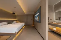 Time Stands Still Hotel