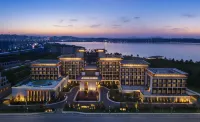 Qinlu Narada Hotel (Jiujiang Eight Mile Lake)