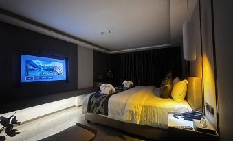 NAWAMIN 95 HOTEL• infinite pool