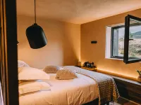 TerraSense Mountain Charm Retreat & Farm Guarda otelleri