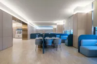 HanTing Meizhou Academician Square Hotel