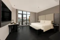 ATOUR Hotel, Kaiyuan Shengshi Plaza, West Street, Quanzhou