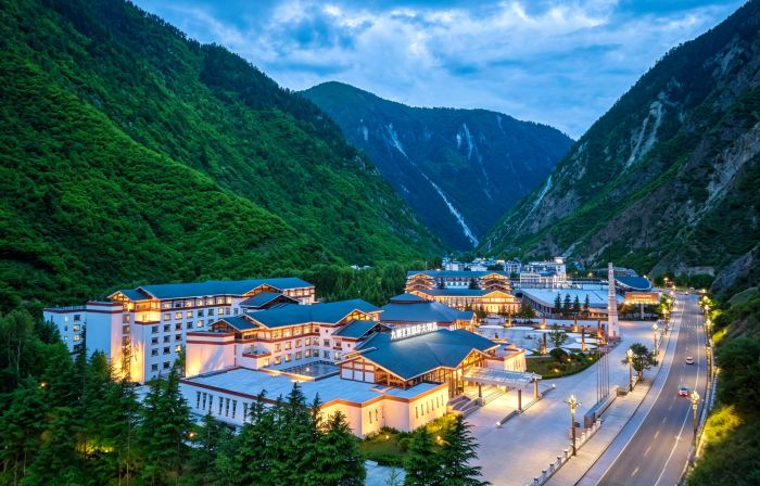 Jiuzhai Manor International Hotel