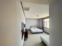 易縣龍華姐妹餃子館住宿 Hoteles en 