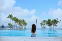 Holiday Inn Resort WANNING SHENZHOU PENINSULA by IHG - مسبح