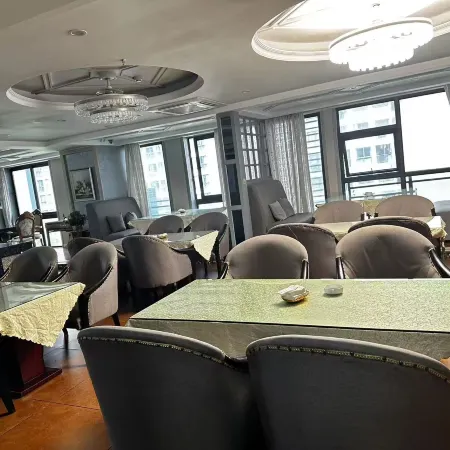 Jingmu Hotel Chongqing (Jiefangbei Pedestrian Street)