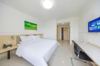 Huayue Hotel (Xining Wanda Plaza)