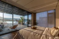 Yuelanqiyu · Moon Whisp | Erpanlanyue Waterfront Seaview Resort Chinese Inn (Erhai Ideal City) - Balcony