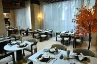 Savoy Grande Hotel, Bahrain - breakfast