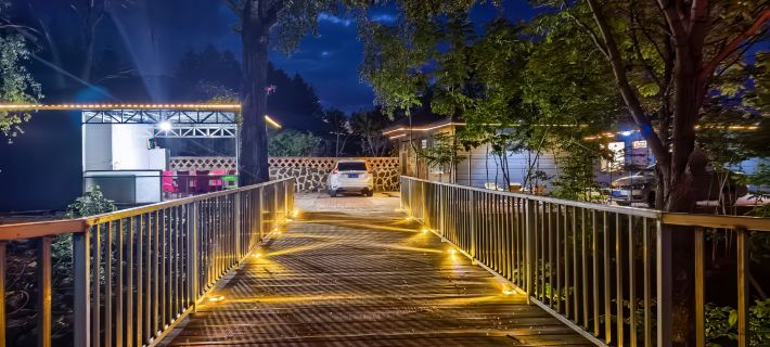 Linqiao Riverside Homestay โรงแรมในอู่ต้าเหลียนฉี