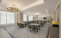 Vienna Hotel (Pu'er Jingdong County Branch)
