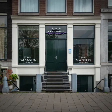 Hotel Mansion Amsterdam Отели рядом с достопримечательностью «Квартал Красных фонарей»