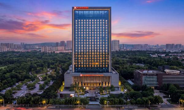 Hilton Garden Inn Luoyang Kaiyuan Avenue