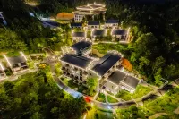 Taohuatan Town Zhaji Scenic Area Yijing Resort Hotel - Romantic