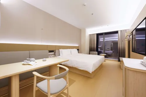 Ji Hotel Shenyang Qingnian Avenue MixC High-rise City View - Park Yeri