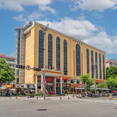深圳佳德城酒店（蓮塘口岸仙湖路地鐵站店） 鄰近莲塘的酒店