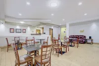 Saint Joseph Inn & Suites Benton Harbor Near I-94 - Bữa sáng