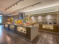 錦江·麗怡酒店（西安鐘鼓樓大差市地鐵站店） 鄰近长乐门的酒店