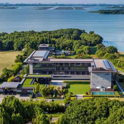 Hotel Indigo Suzhou Yangcheng Lake Hotels near Yangcheng Lake