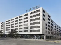 Courtyard Zurich North Hotels near Seebach