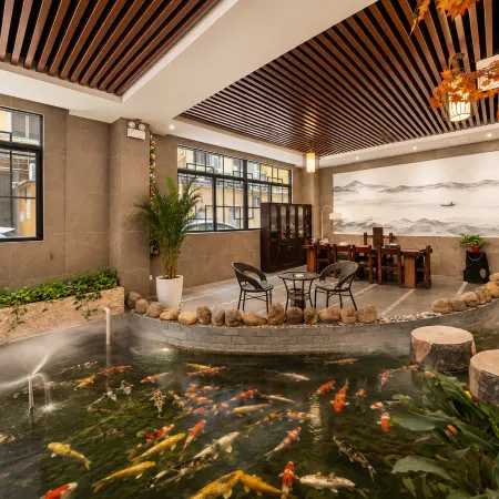 Shantou The Mixc · Qiguang | Urban Secret · Yidore Yiduo Hotel (Longyan South Road Food Street)