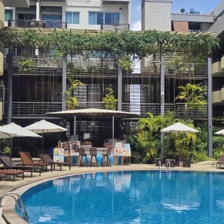Baron Beach Hotel