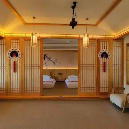 Yanbian Longjing Hailantai Banshanyue Homestay