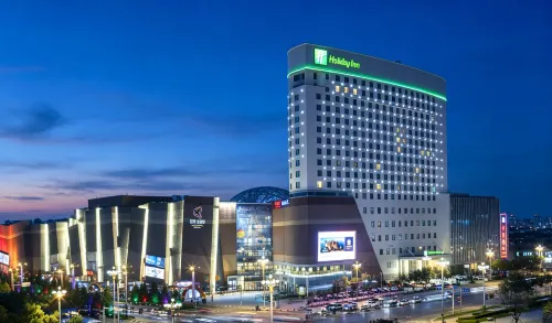 Holiday Inn PANJIN AQUA CITY by IHG - Pools