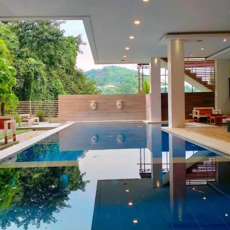 ANTON'S LOFT RESORT HOTEL PANSOL